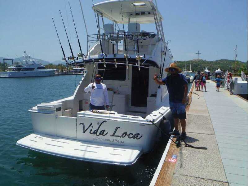Thumbs up from crew after a great day on 42ft "Vida Loca" fishing out Puerto los Cabos in San Jose del Cabo. 